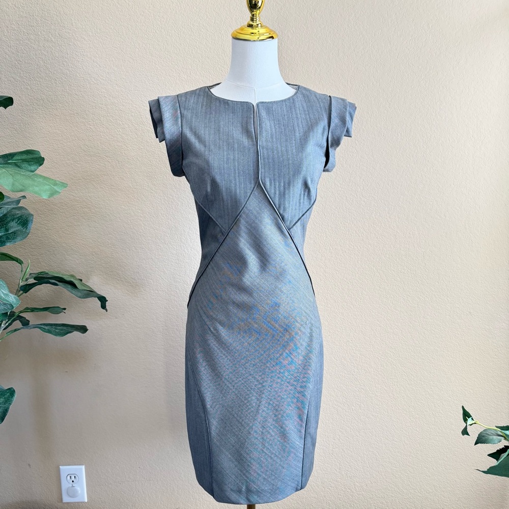 Ted Baker London Sheath Dress Gray Cap Sleeve Wool Blend V Neck Size 1 (US 4)